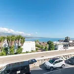 First Line Beach Apartment - Puerto Banús